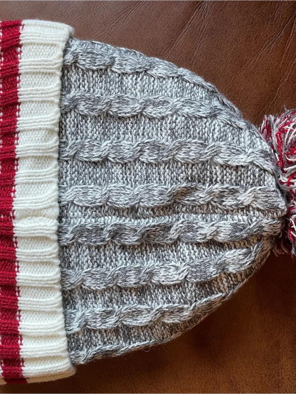Pook Beanie stocking cap One Size Gray Red White Black Toque Fleece unisex